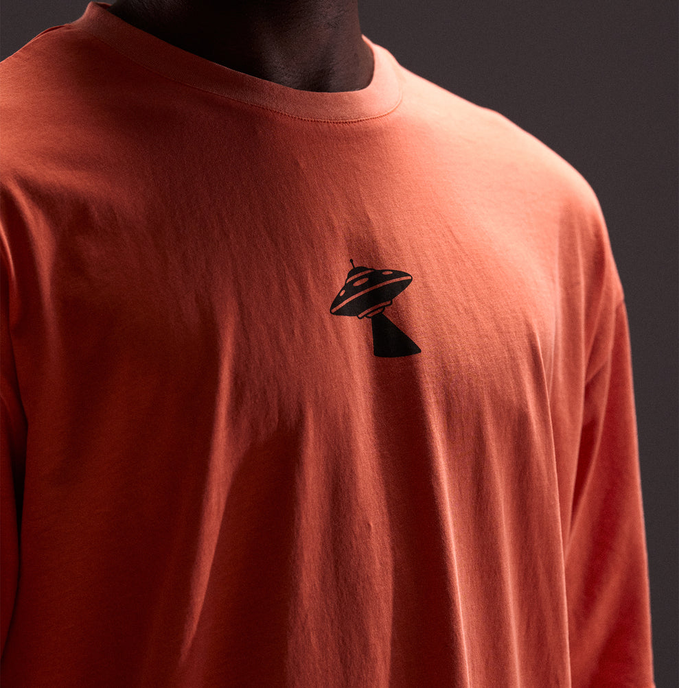 UNVRS CORE LOGO TEE