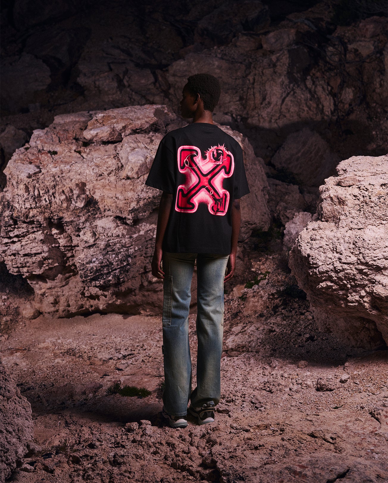 [UNVRS] x OFF-WHITE™ Skate Glow Tee