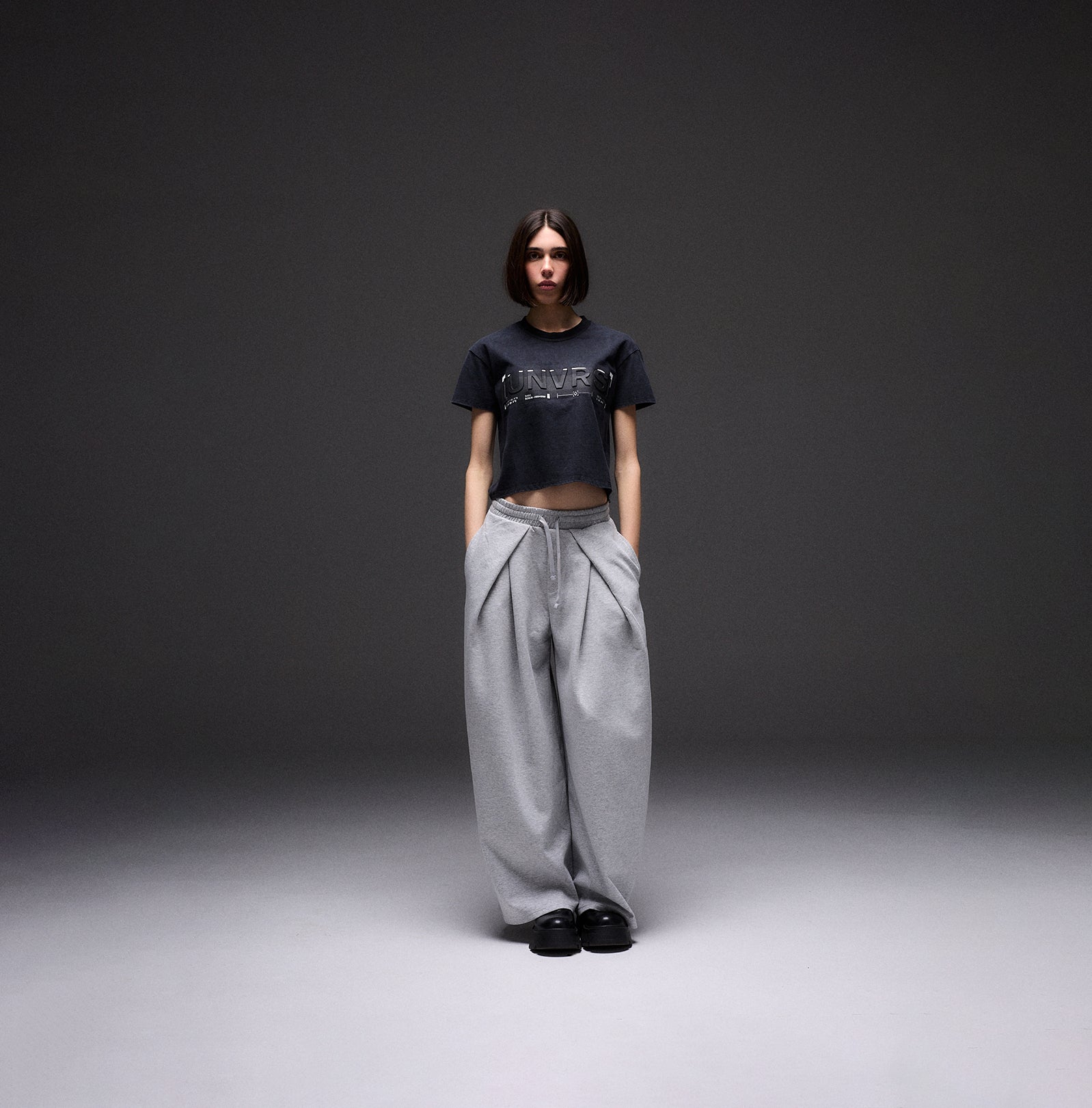 TAPE TEE