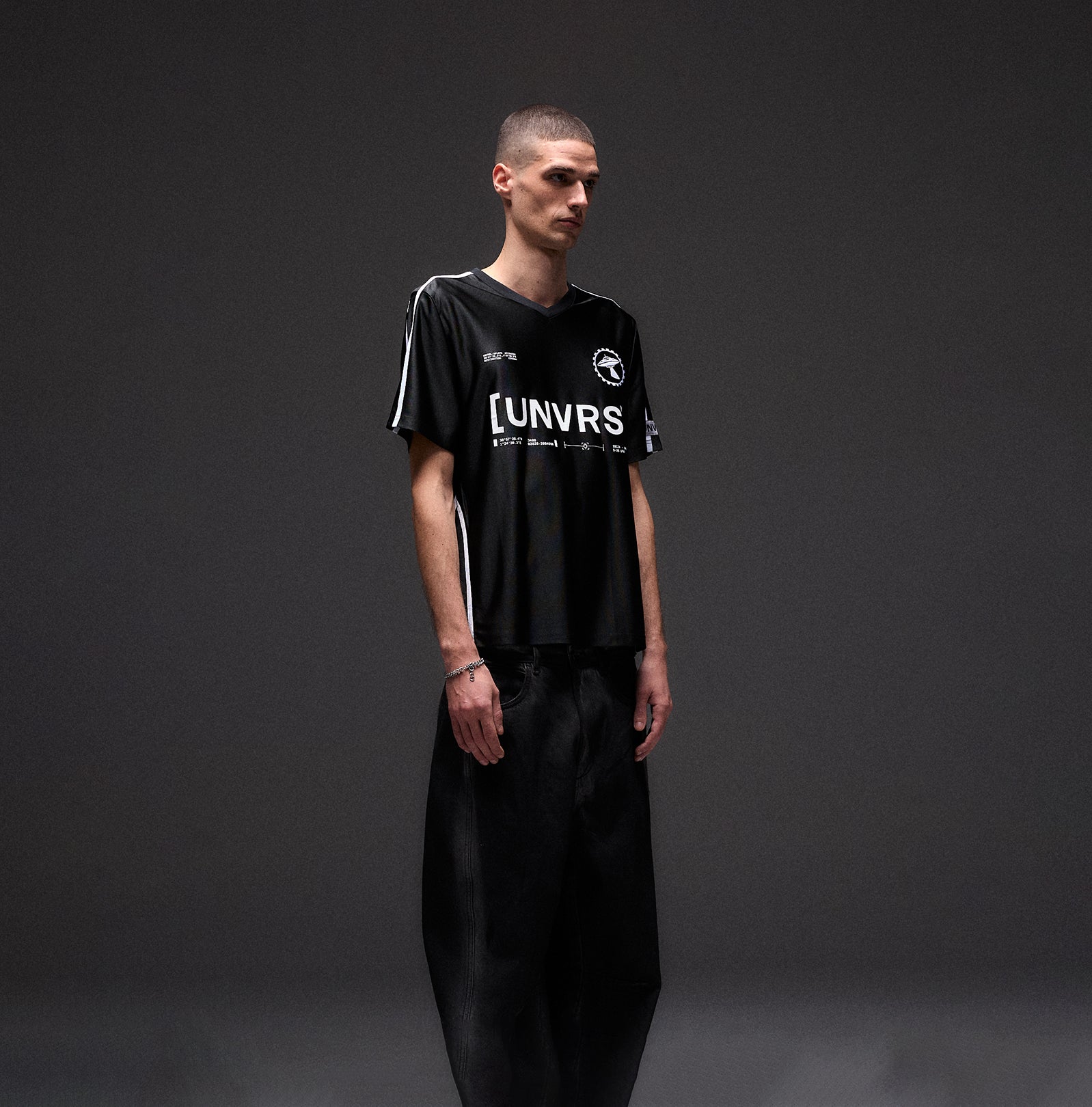 METALLIC BLACK JERSEY