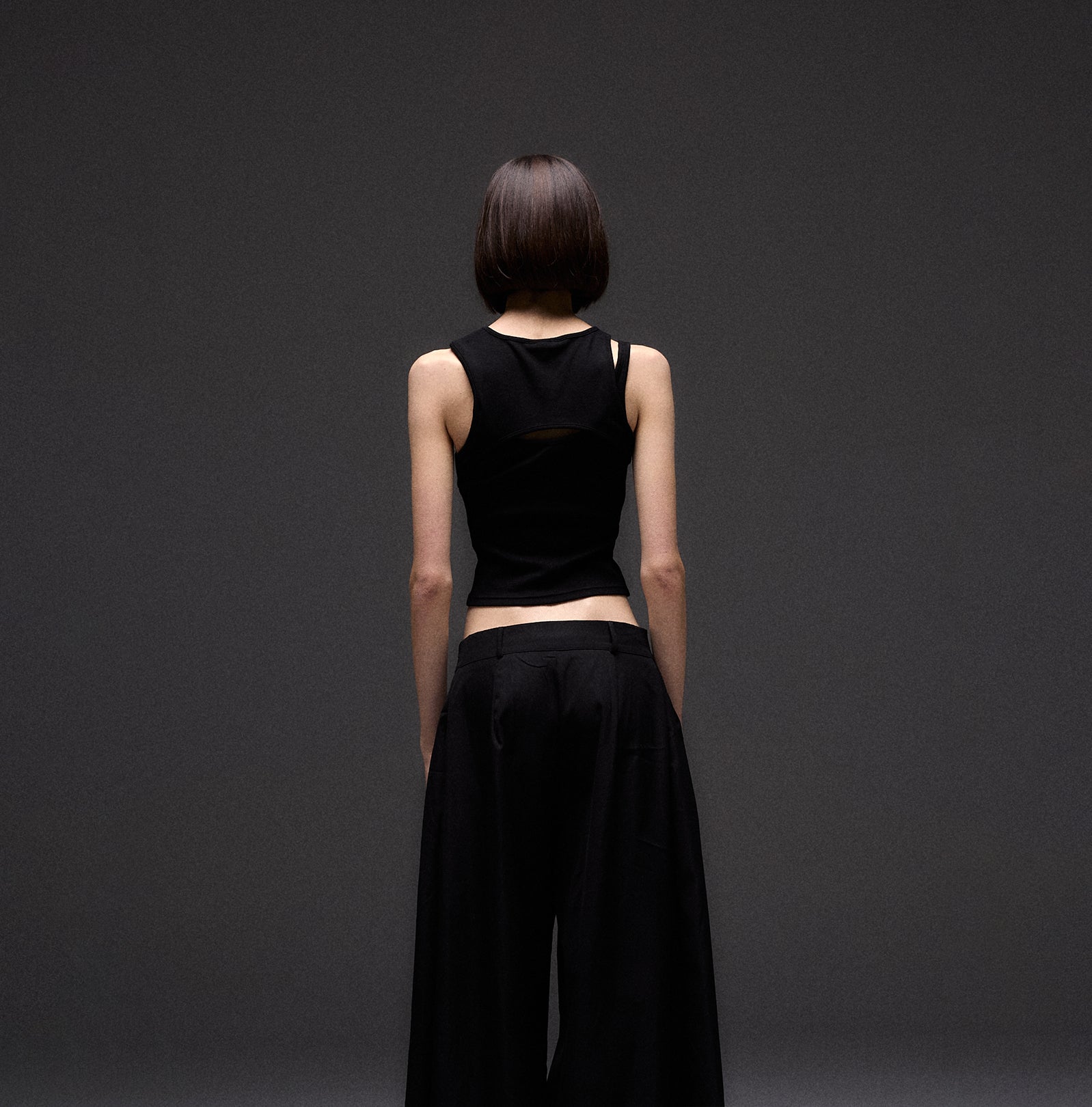 ASYMETRICAL VEST
