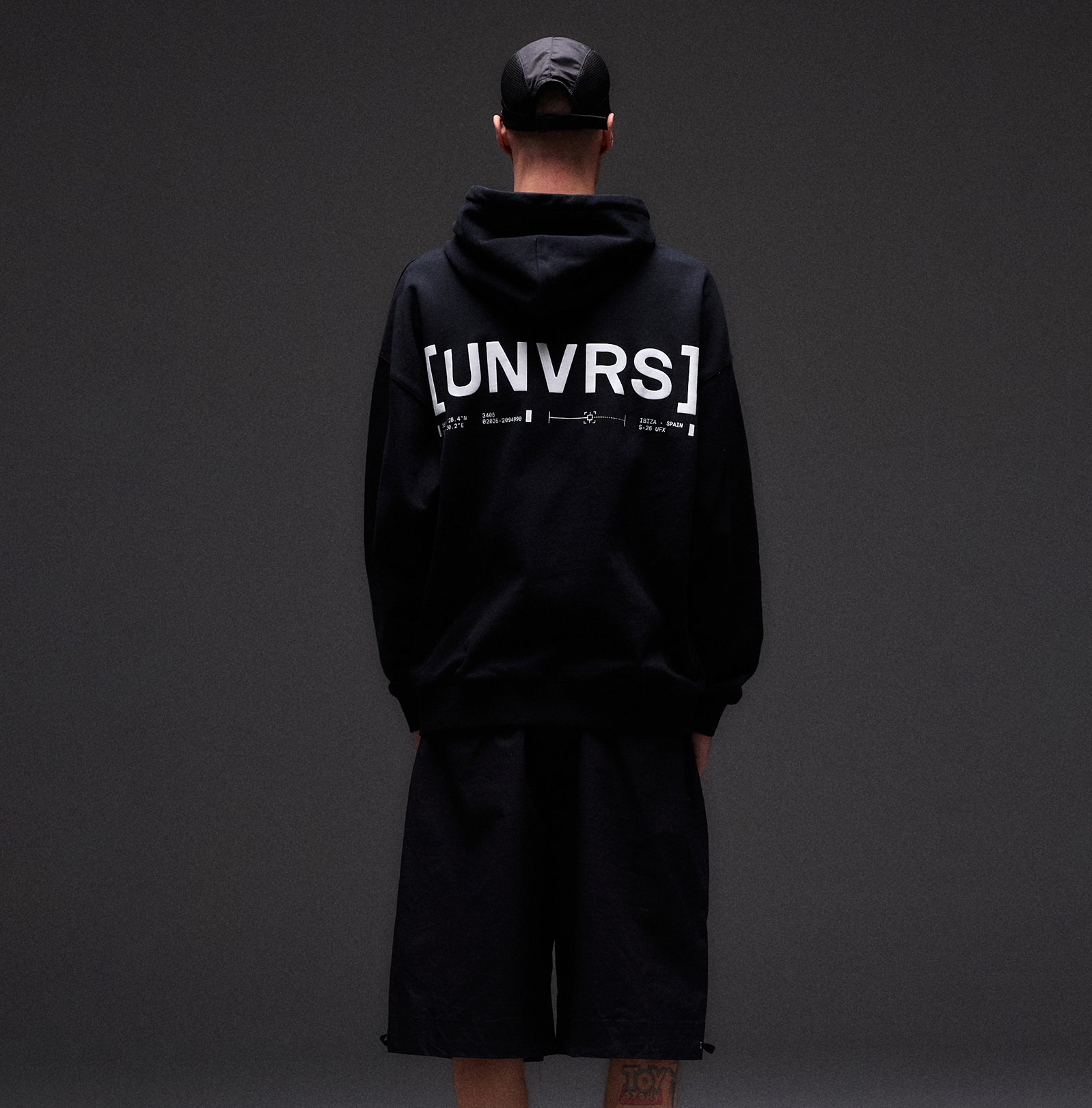 PREMIUM LOGO HOODIE