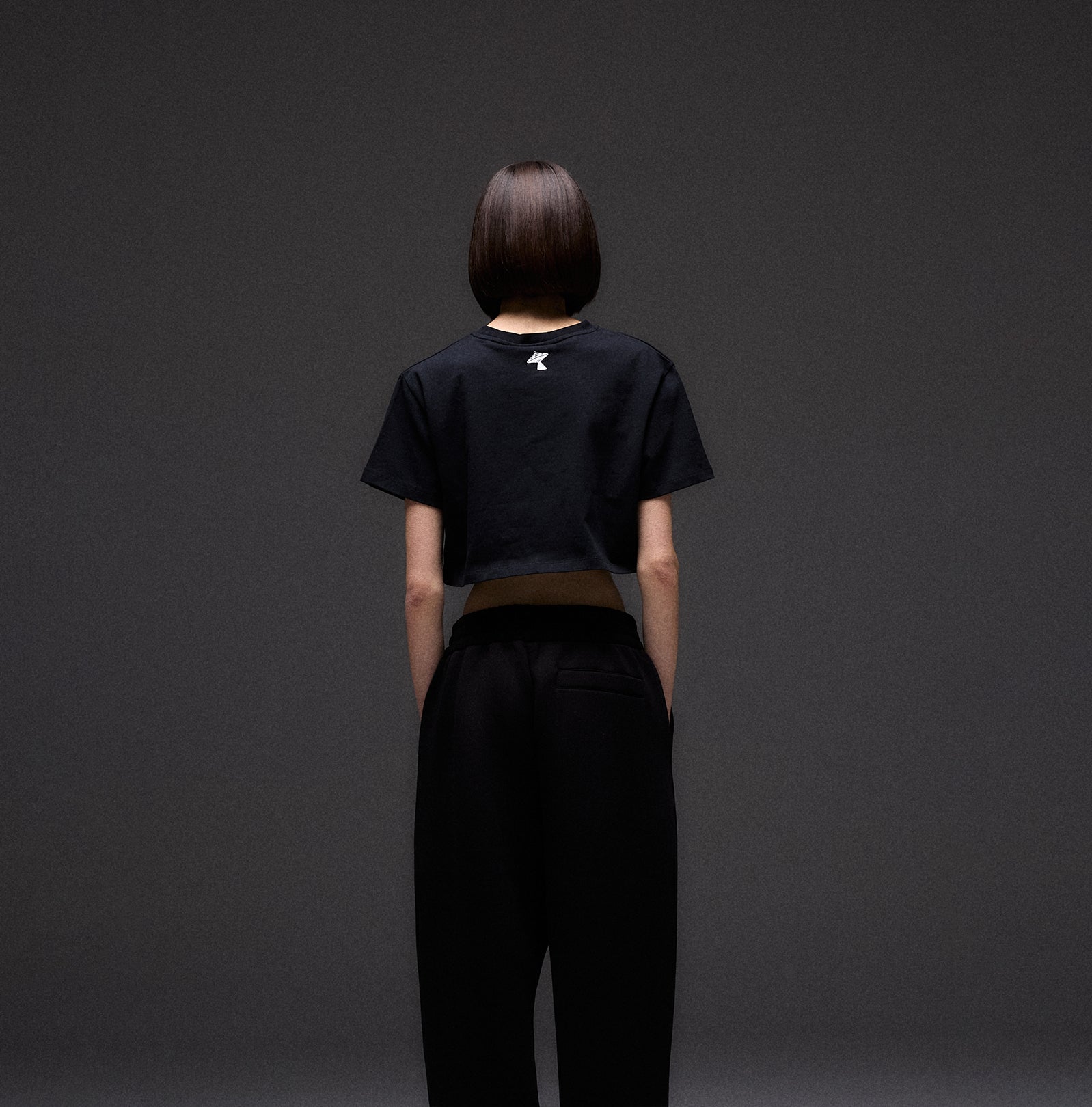 LOGO CROP TOP