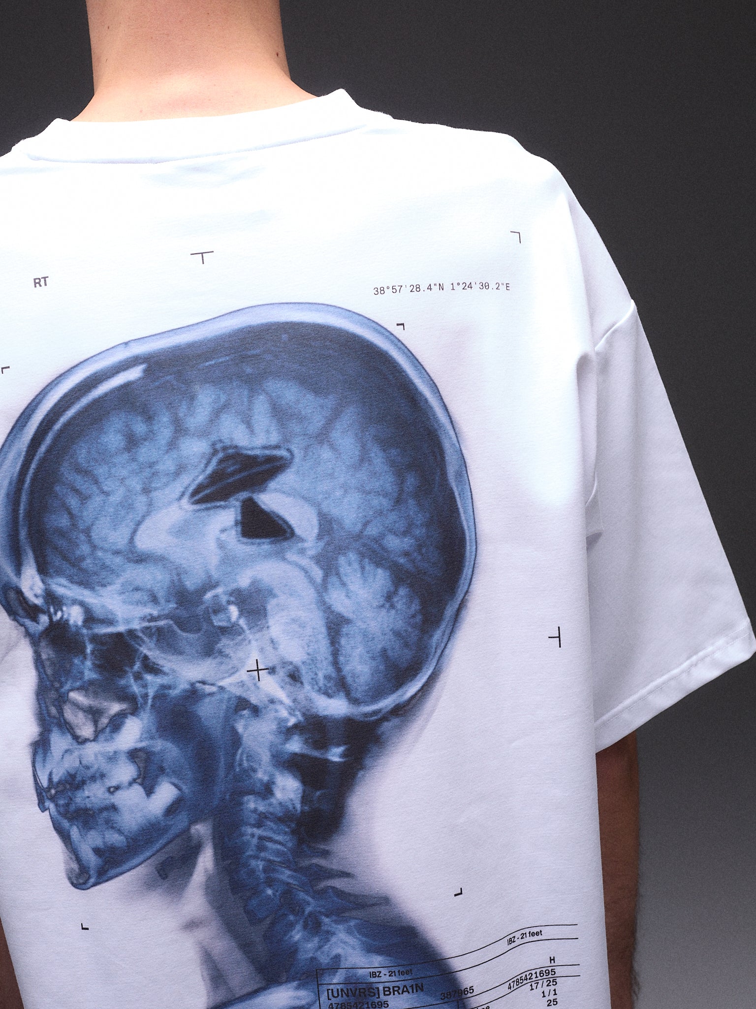 BRAIN SCAN TEE