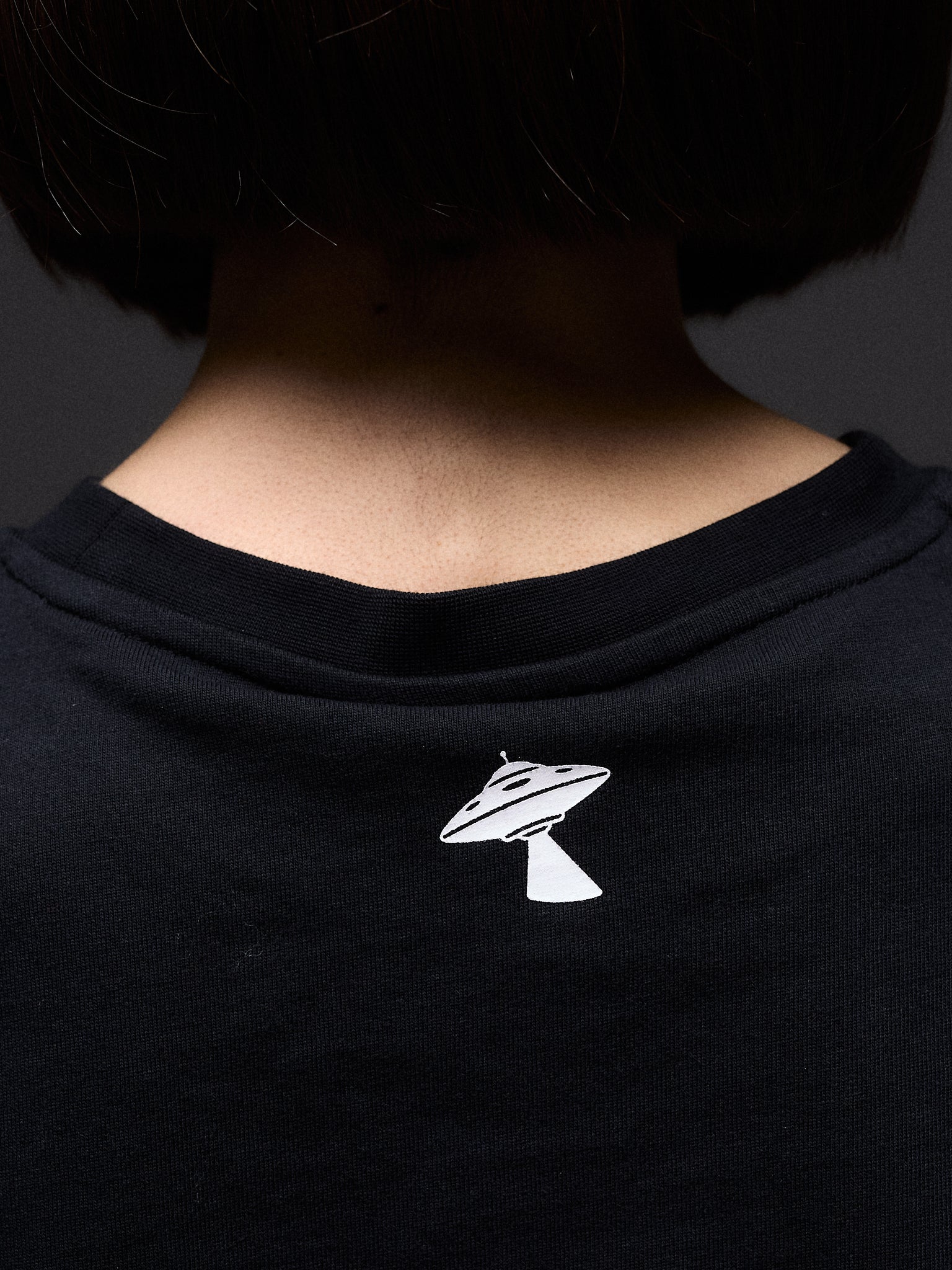 LOGO CROP TOP